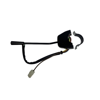Interruptor de luz de viragem HELI JK802L para empilhadeiras dentro de oficinas de reparação de máquinas