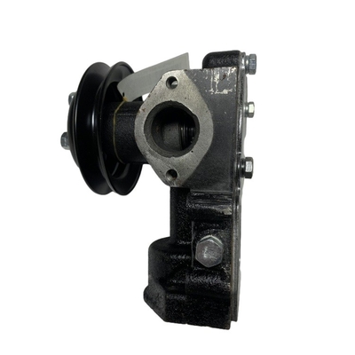 Modelo de empilhadeira CPCD20-30 Bomba de água para motor diesel para Xichai 4DW91 1307010-B5V-0000